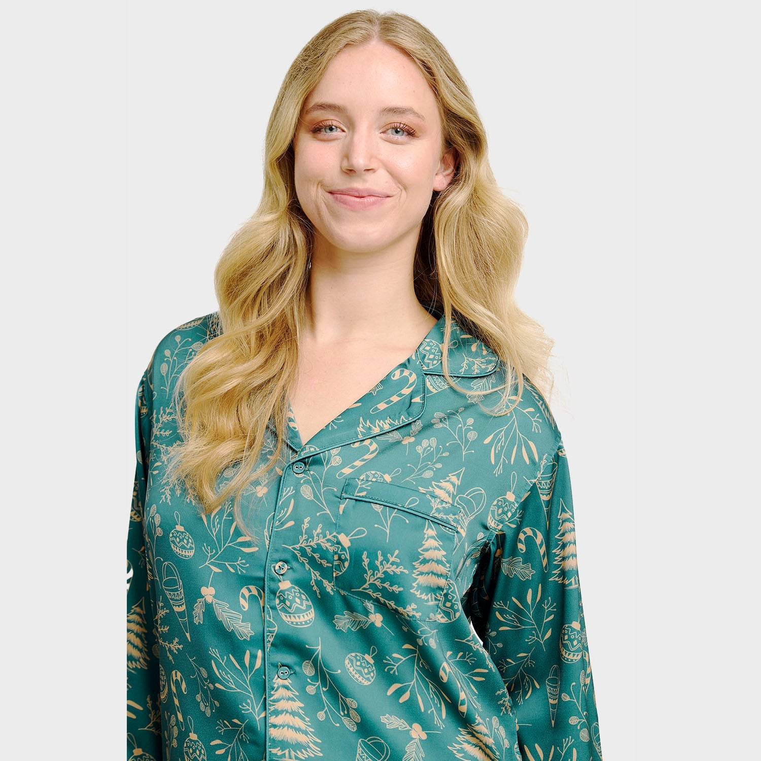 Lahjakas Satiinipyjama – Naiset