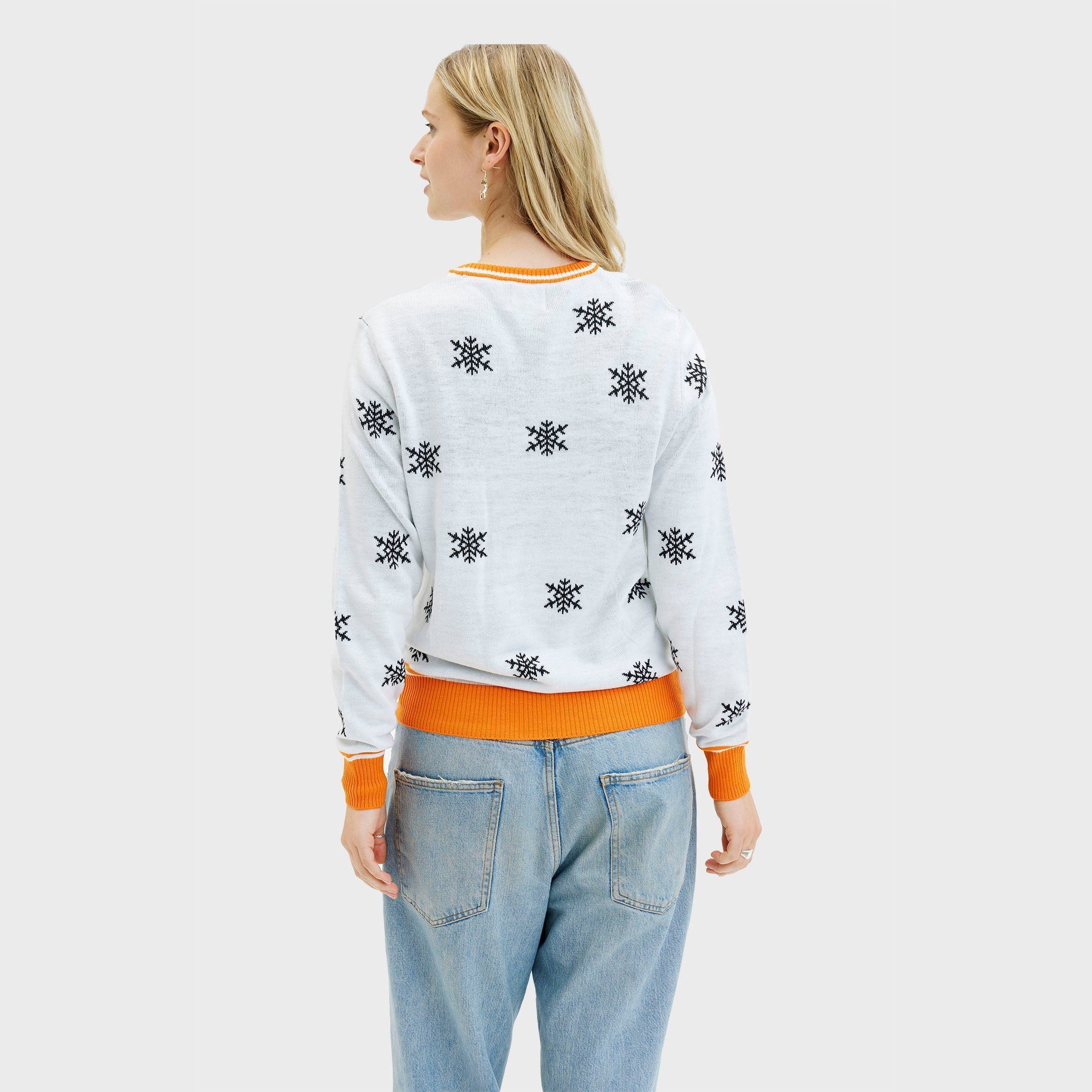 Criminal Rudolph Jouluneule – Naiset